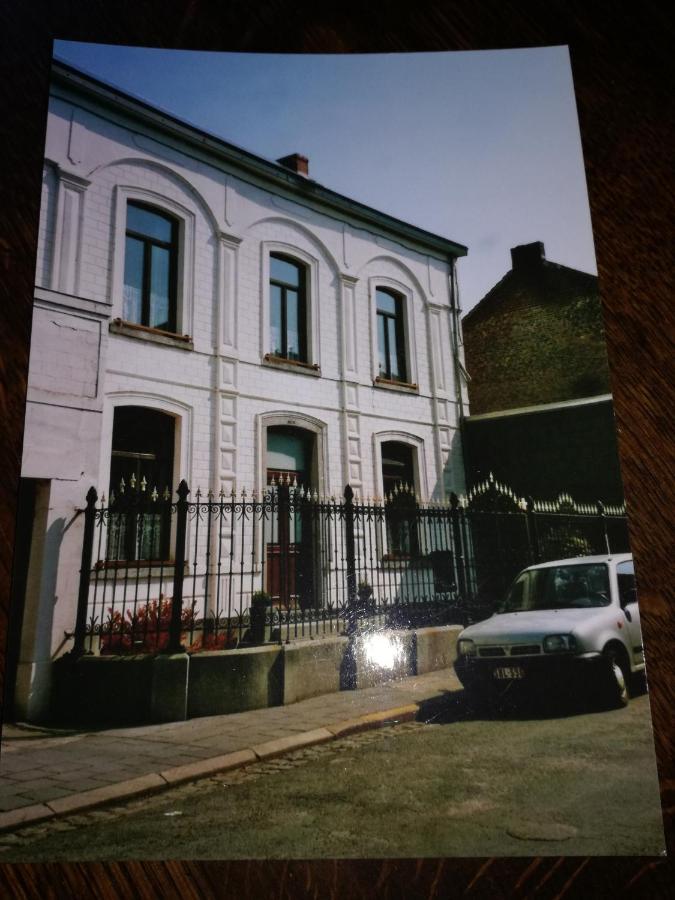 La Hestre B And B Comme Chez Soi المظهر الخارجي الصورة
